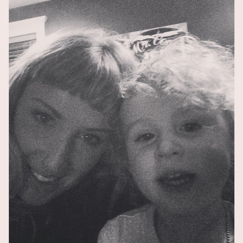 Meet your Posher, Hollie